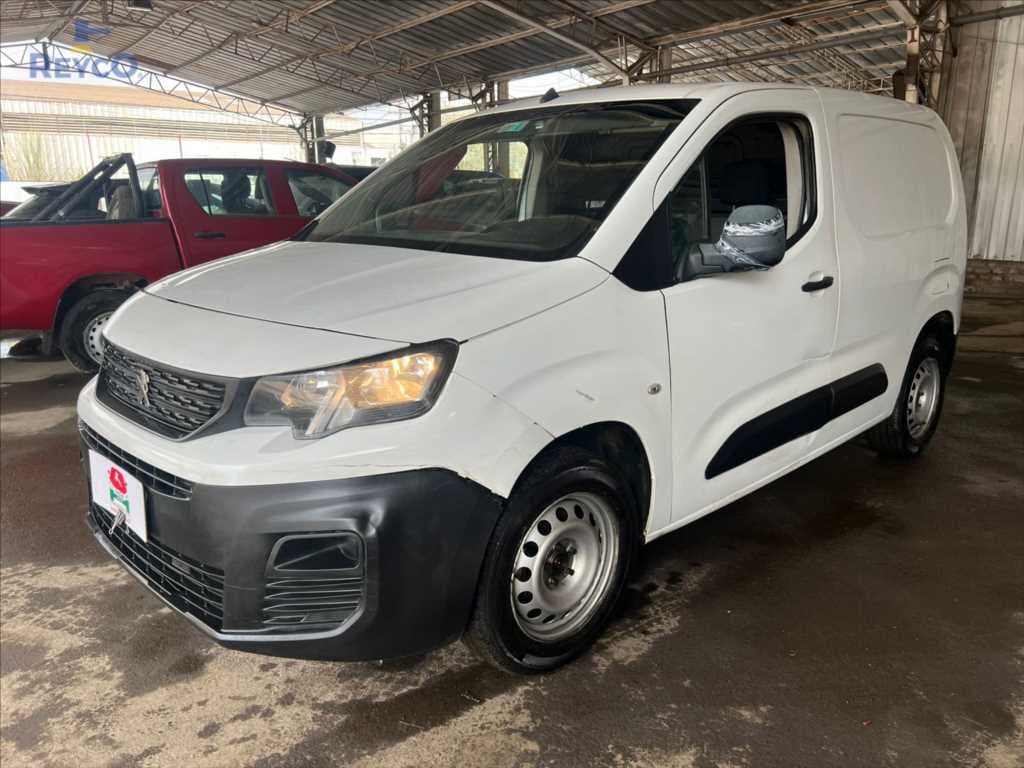 Peugeot NUEVA PARTNER HDI 1.6 2020, patente LPRW568