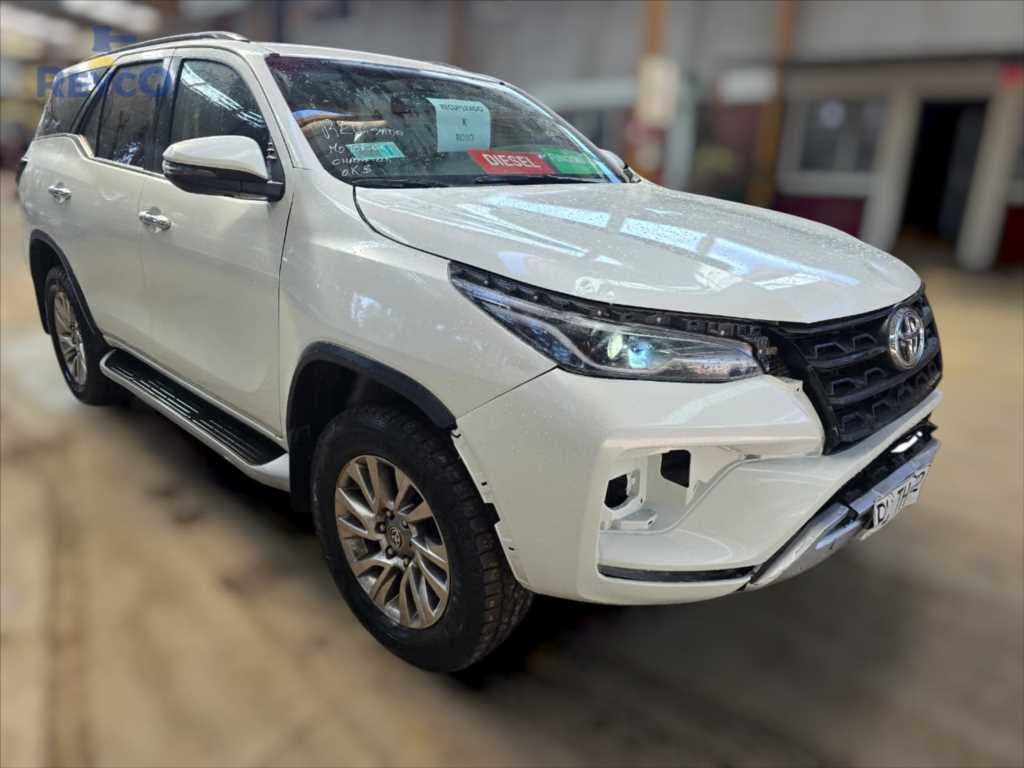 Toyota FORTUNER 2021, patente PLTH427