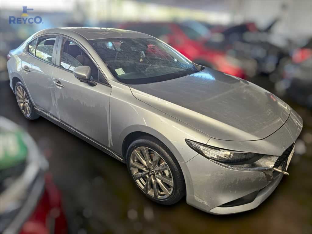 Mazda NEW 3 2.0 AUT 2023, patente RDXV613