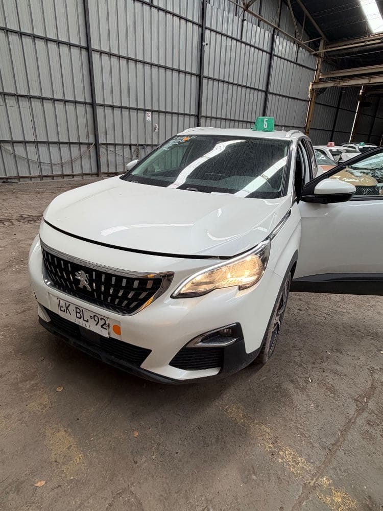 Peugeot 3008 gasolina 2021